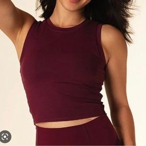 Paragon Crop Tank Built in Bra Merlot Size S